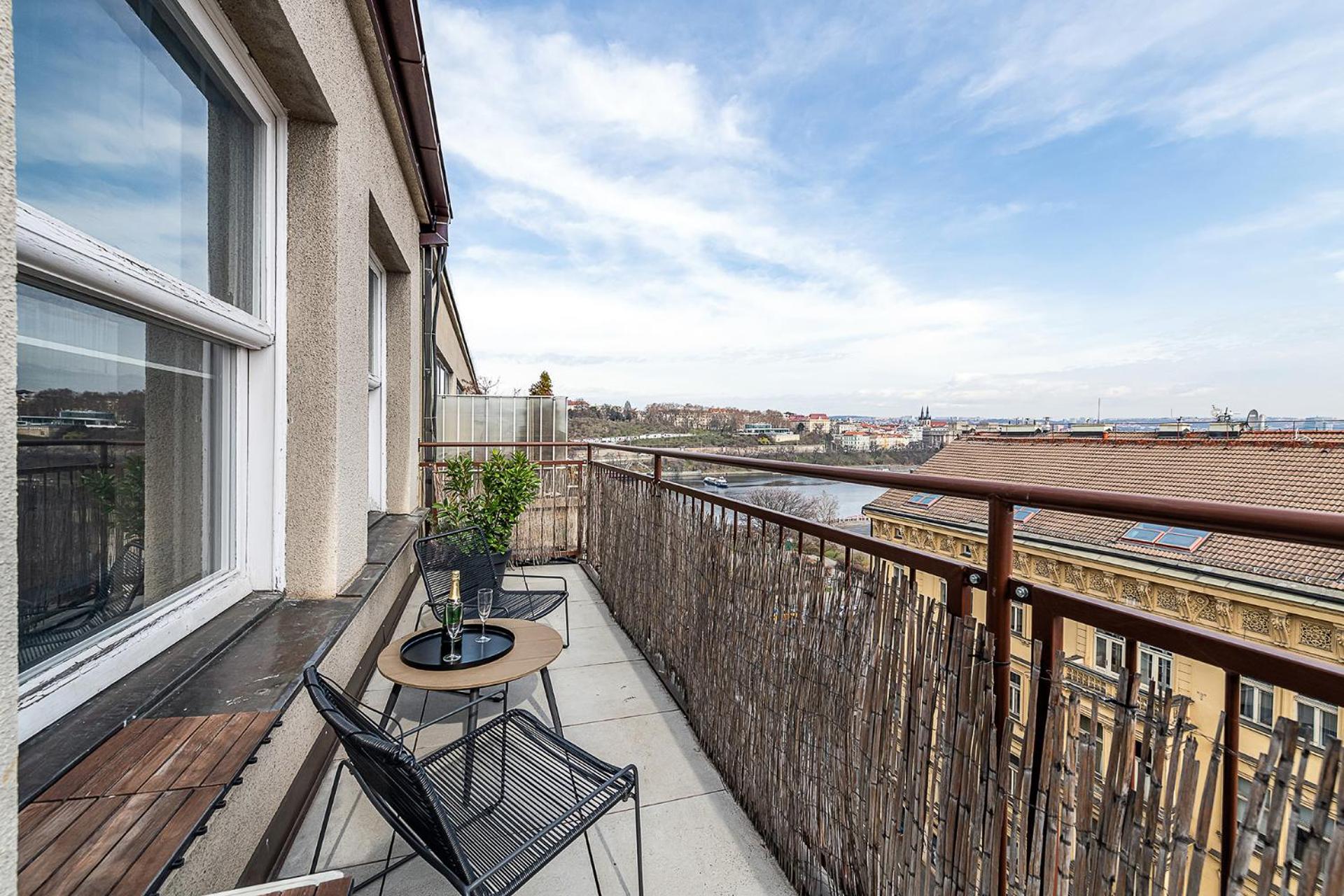 Floor Industrial With A River View * Prague